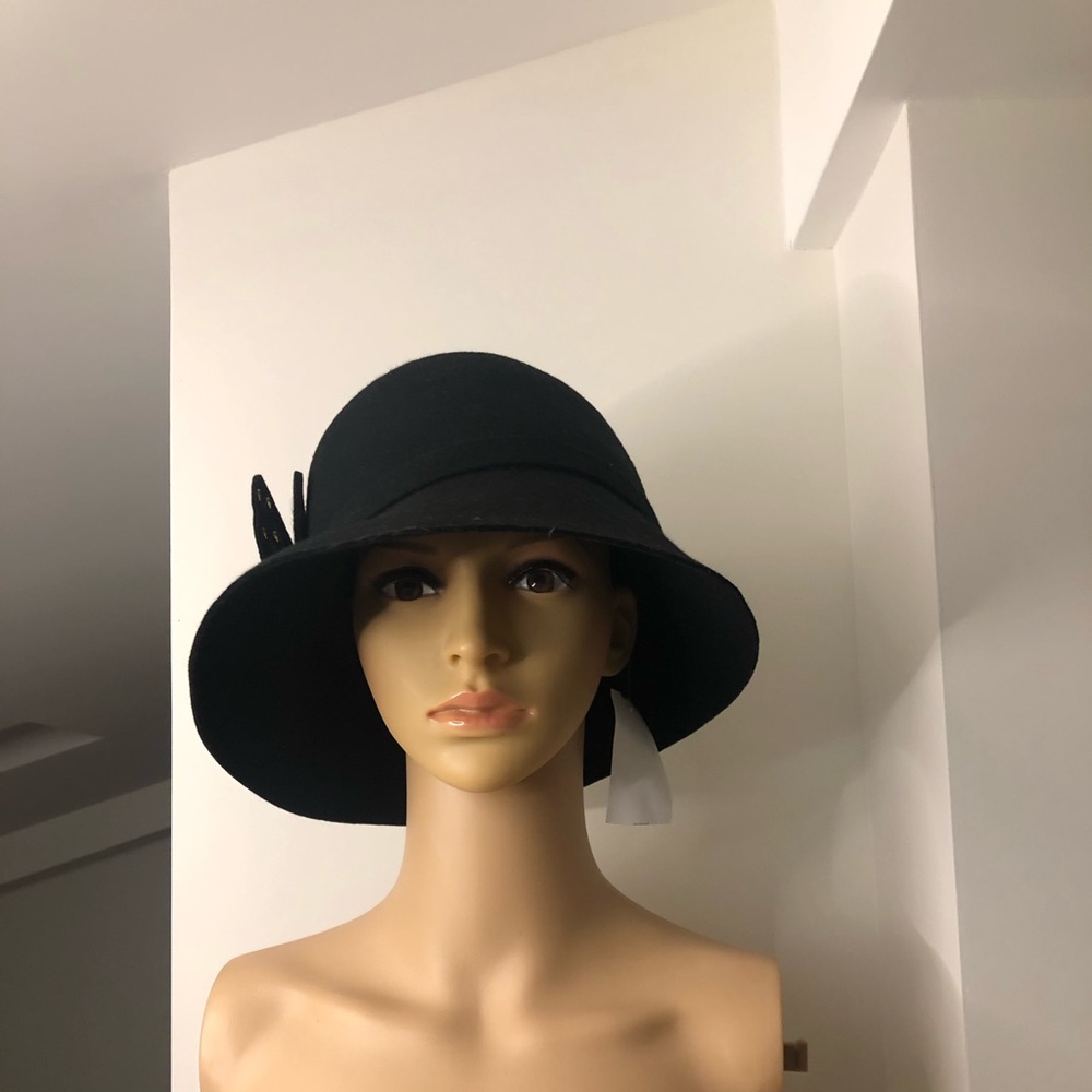 New Eric Javits hat Black size M with Tag